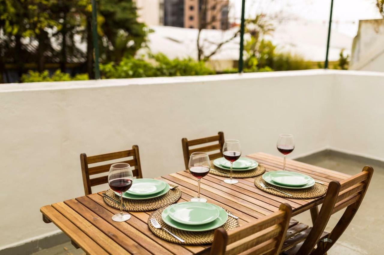 Ola Lisbon - Rato Terrace IV Apartment Exterior foto